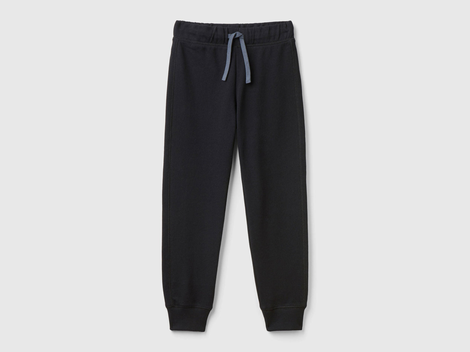 Benetton_Black_Sweatpants with Logo_3J68CF058_100_01