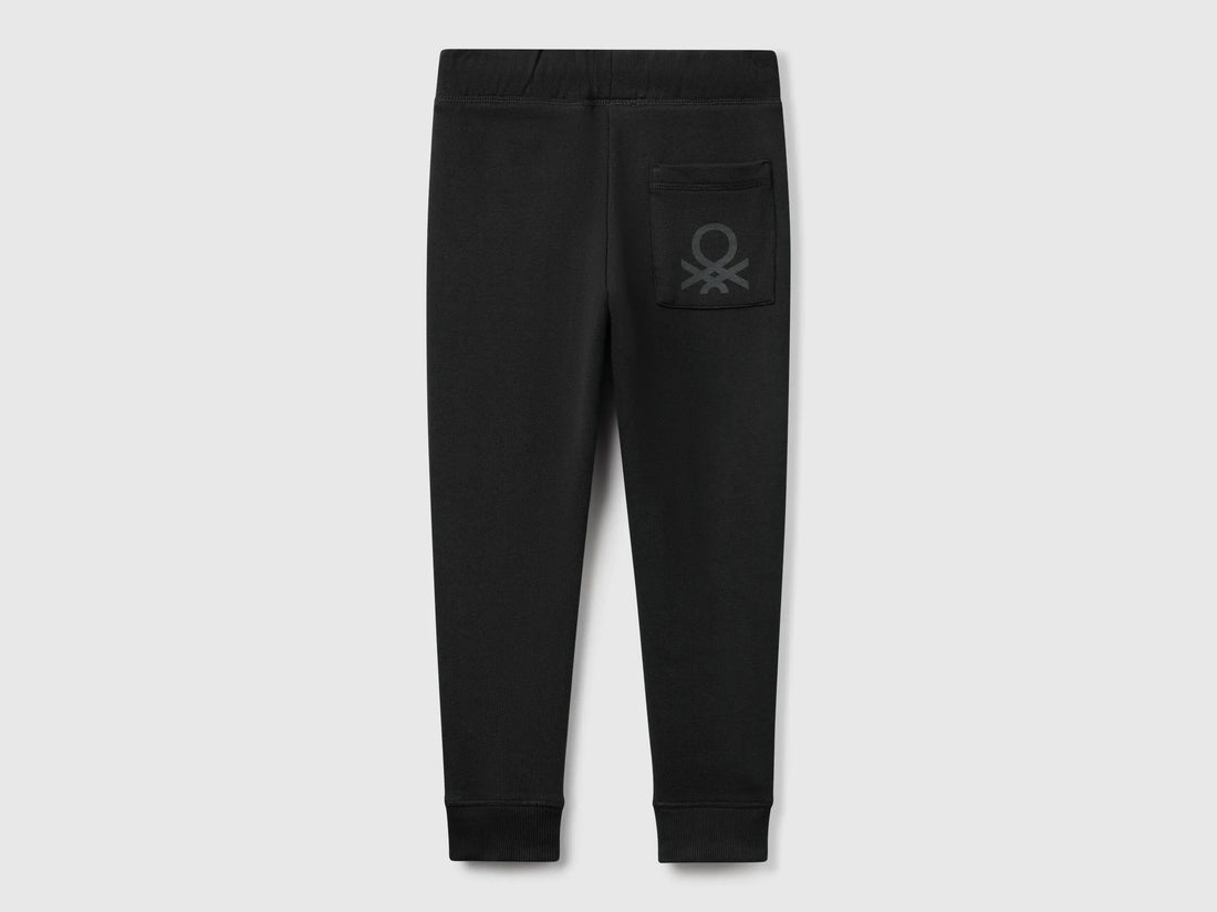 Benetton Black Boys Sweatpants with Logo SKU: 3J68CF058_100 Image 02