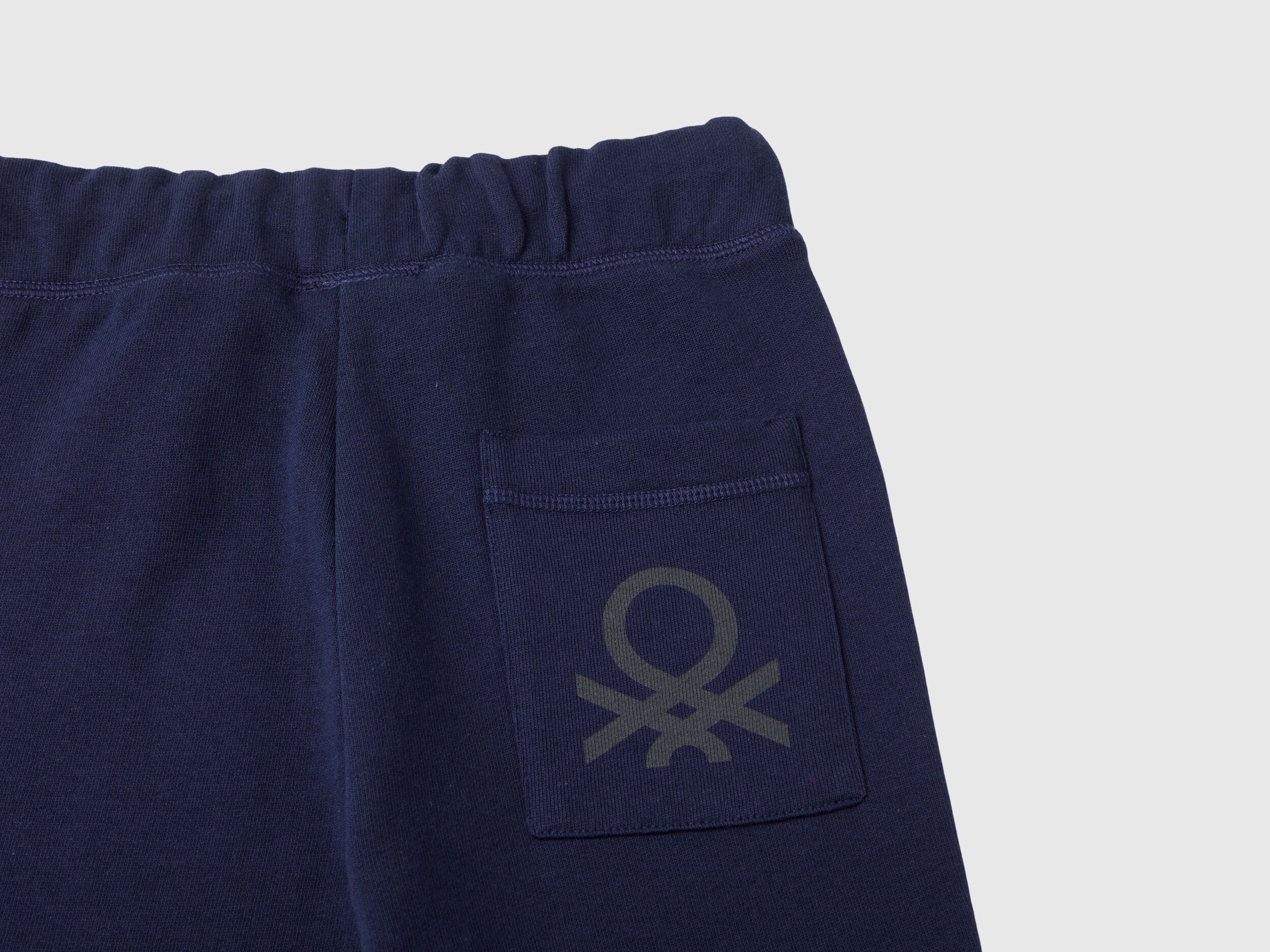 Benetton_Blue_Sweatpants in 100% Cotton_3J68CF058_252_03
