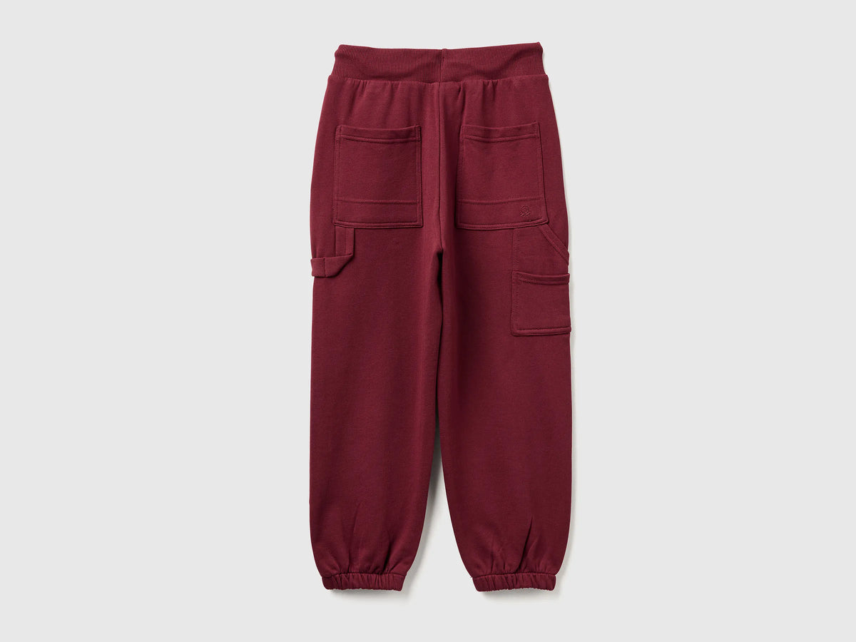 Benetton_Burgundy_Wide Joggers with Pockets_3J68CF06L_129_02