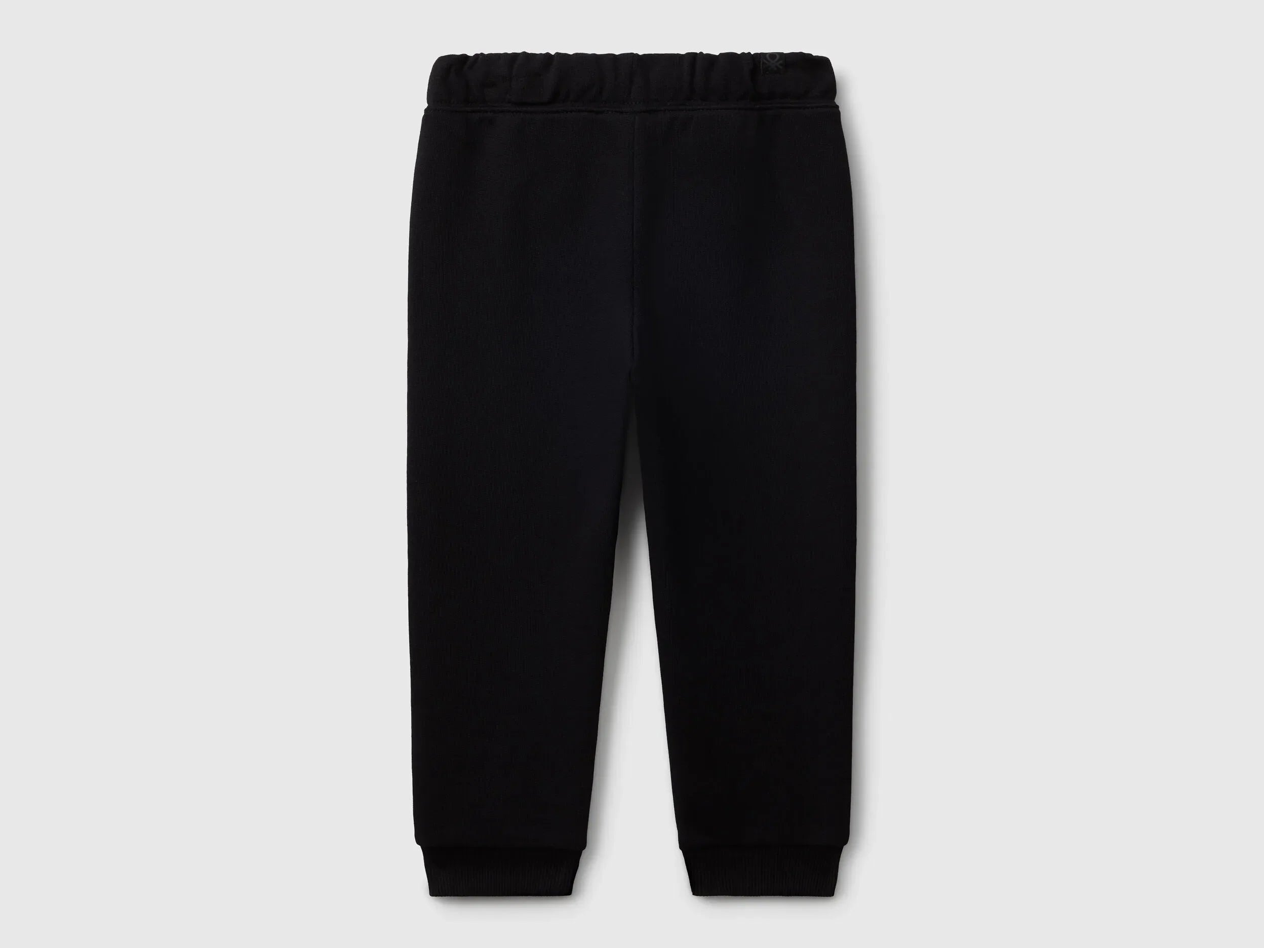 Benetton_Black_Regular Fit Sweat Joggers_3J68GF027_100_02