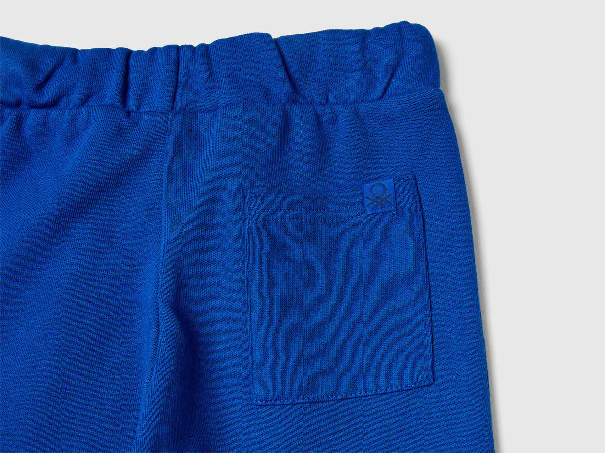 Benetton_Bright Blue_Sweat Tracksuit with Logo_3J68GK00S_19R_04