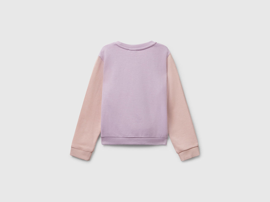 Benetton_Lavender_Sweatshirt with Glittery Print_3J70G10JR_901_02
