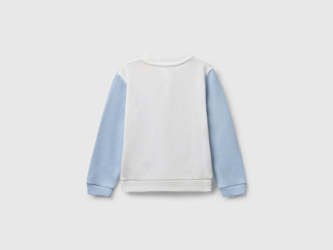 Benetton_Violet_Sweatshirt with Glittery Print_3J70G10JR_902_02