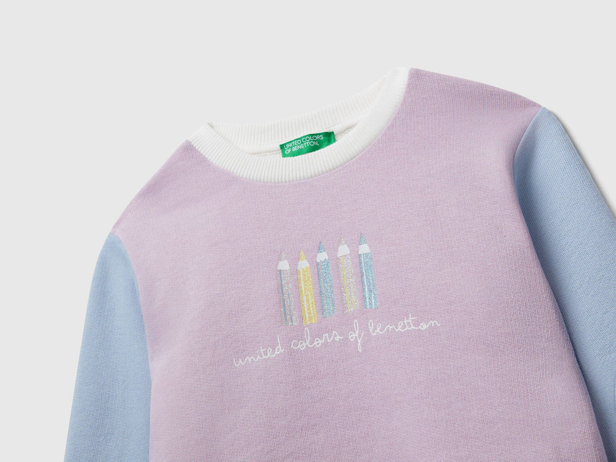 Benetton_Violet_Sweatshirt with Glittery Print_3J70G10JR_902_03