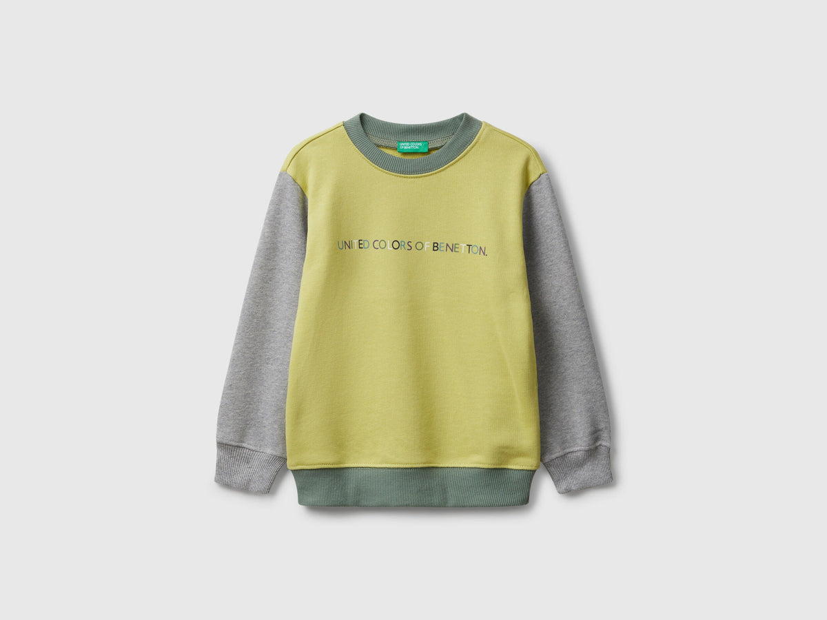 Benetton_Olive Green_Regular Fit Sweatshirt with Print_3J70G10JY_902_01