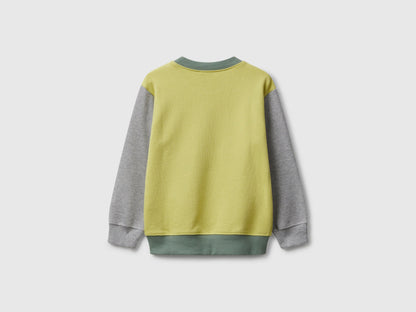 Benetton_Olive Green_Regular Fit Sweatshirt with Print_3J70G10JY_902_02