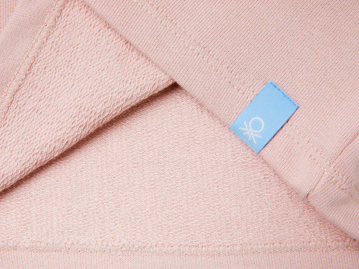 Benetton_Soft Pink_Sweatshirt with Bluey ©Ludo Studio Print_3J70G10KG_12U_03