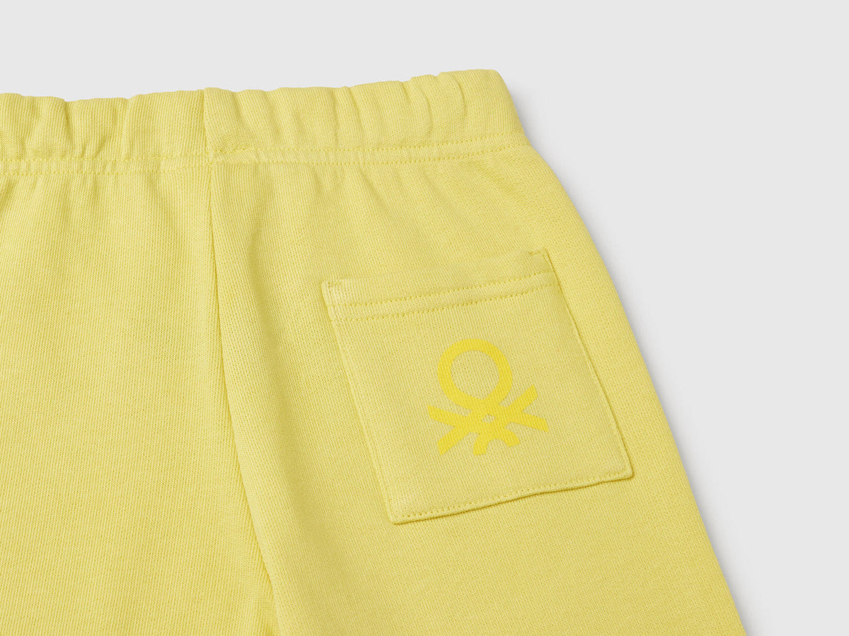 Benetton_Bermuda Shorts in Cotton Fleece_3J70G900P_1T1_03
