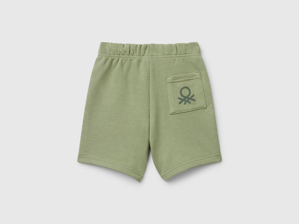 Benetton_Bermuda Shorts in Cotton Fleece_3J70G900P_26K_02