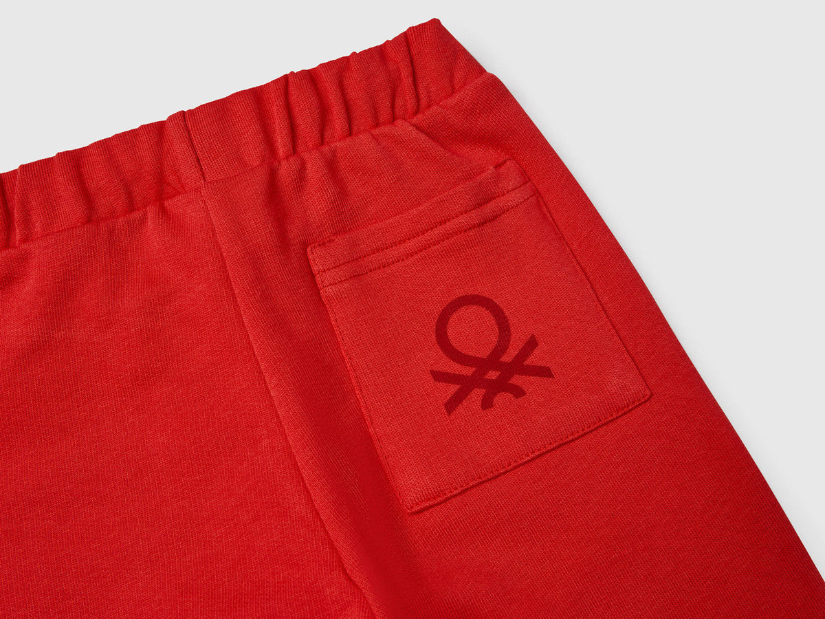 Benetton_Organic Cotton Sweatpants with Logo_3J70GF010_19Q_03