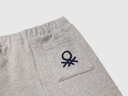 Beneton_Cotton Sweatpants with Logo_3J70GF010_501_03
