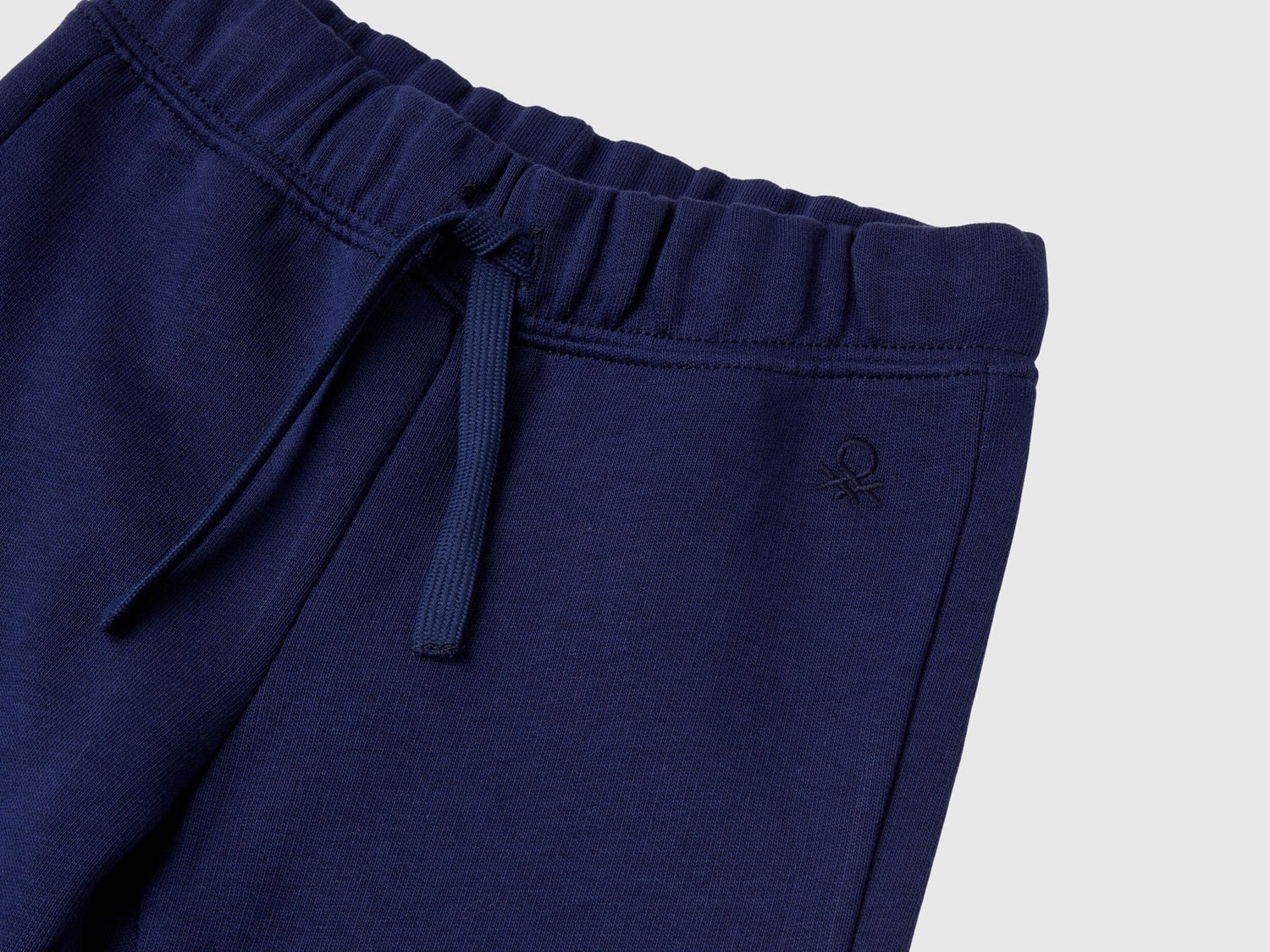 Benetton_Blue_Sweatpants in Cotton_3J70GF01N_252_03