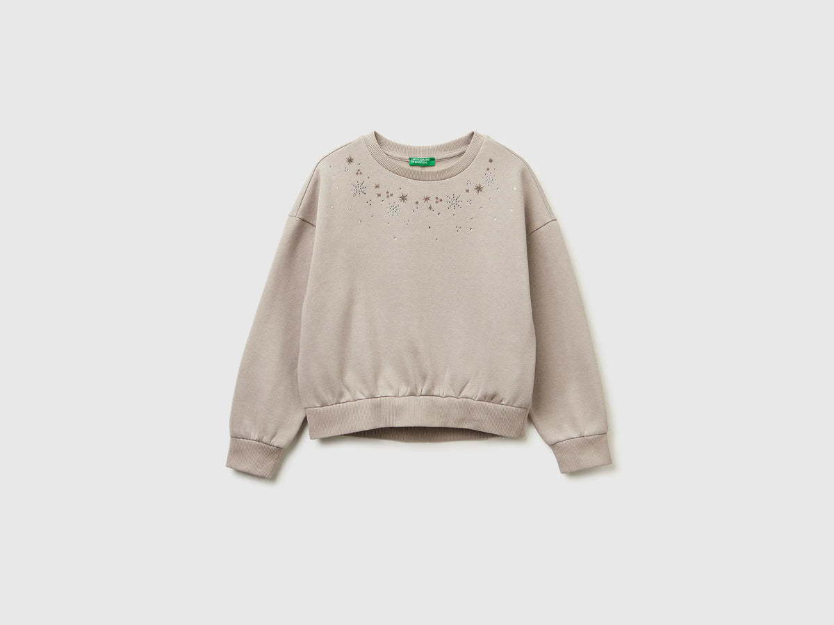 Benetton_Dove Gray_Warm Sweatshirt with Print and Rhinestones_3J73C10RA_18R_01