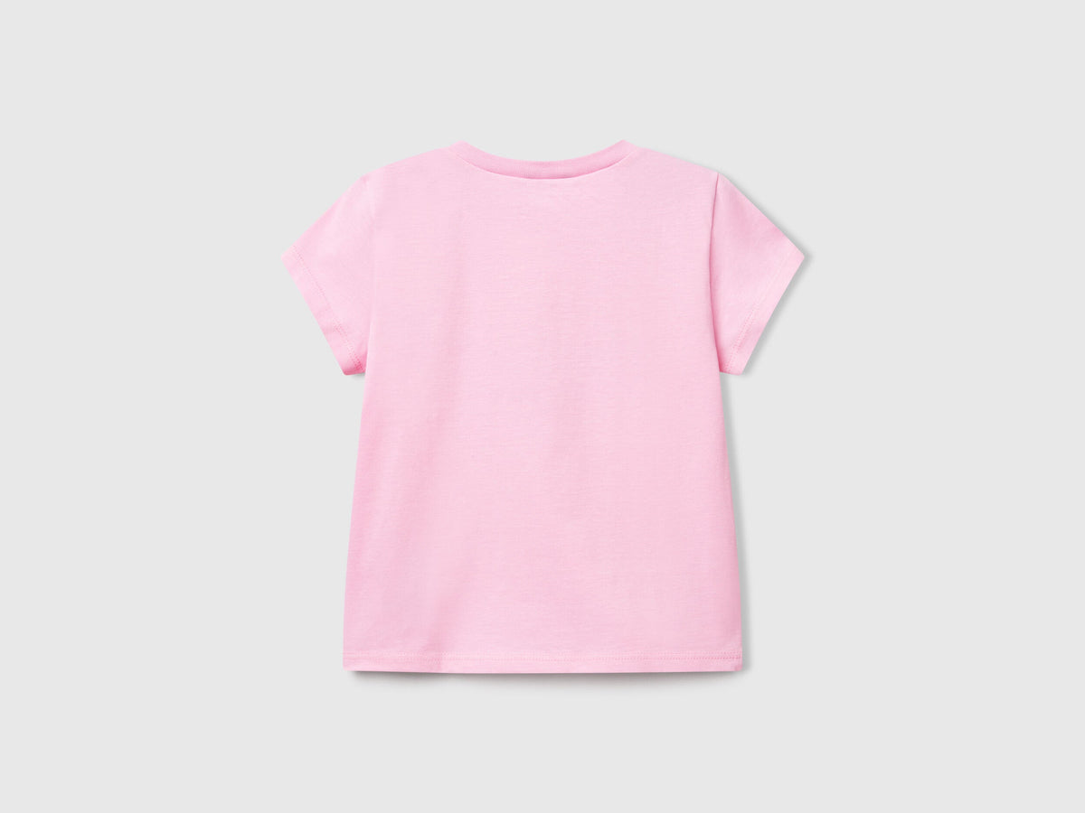 Benetton_T-Shirt with Neon Print_3JERG10J3_34Q_02