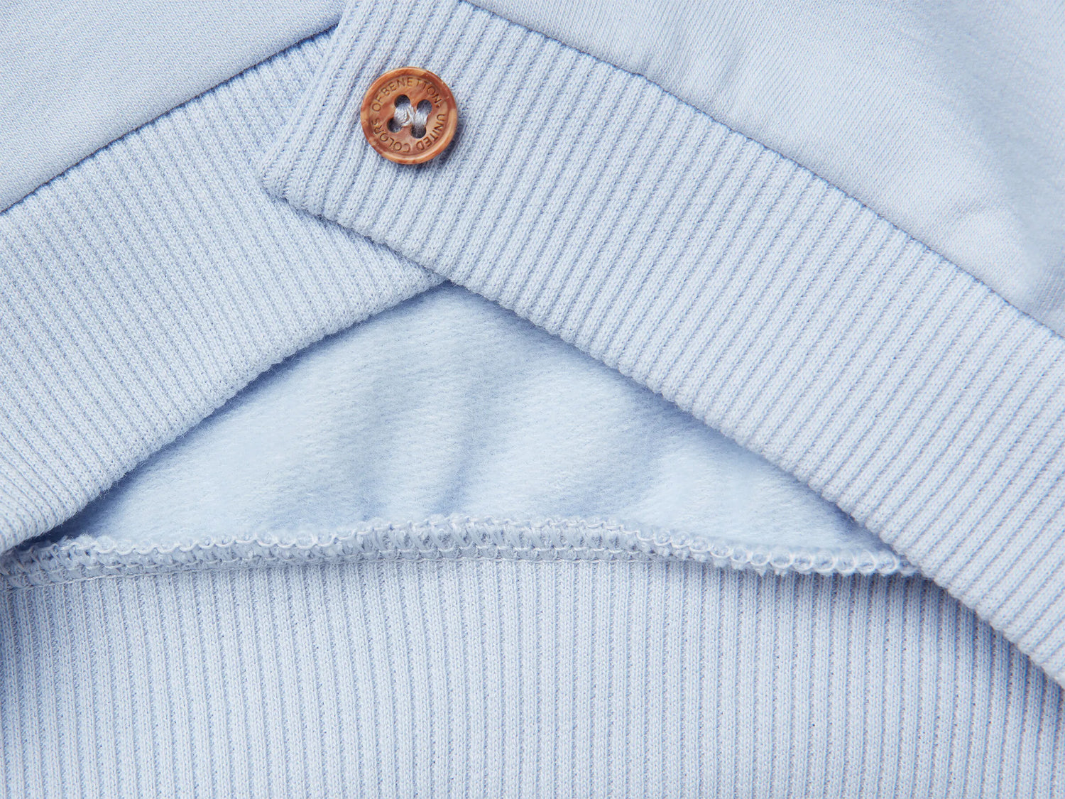 Benetton_Sky Blue_Warm Sweatshirt with Logo Print_3K1CA501S_081_03