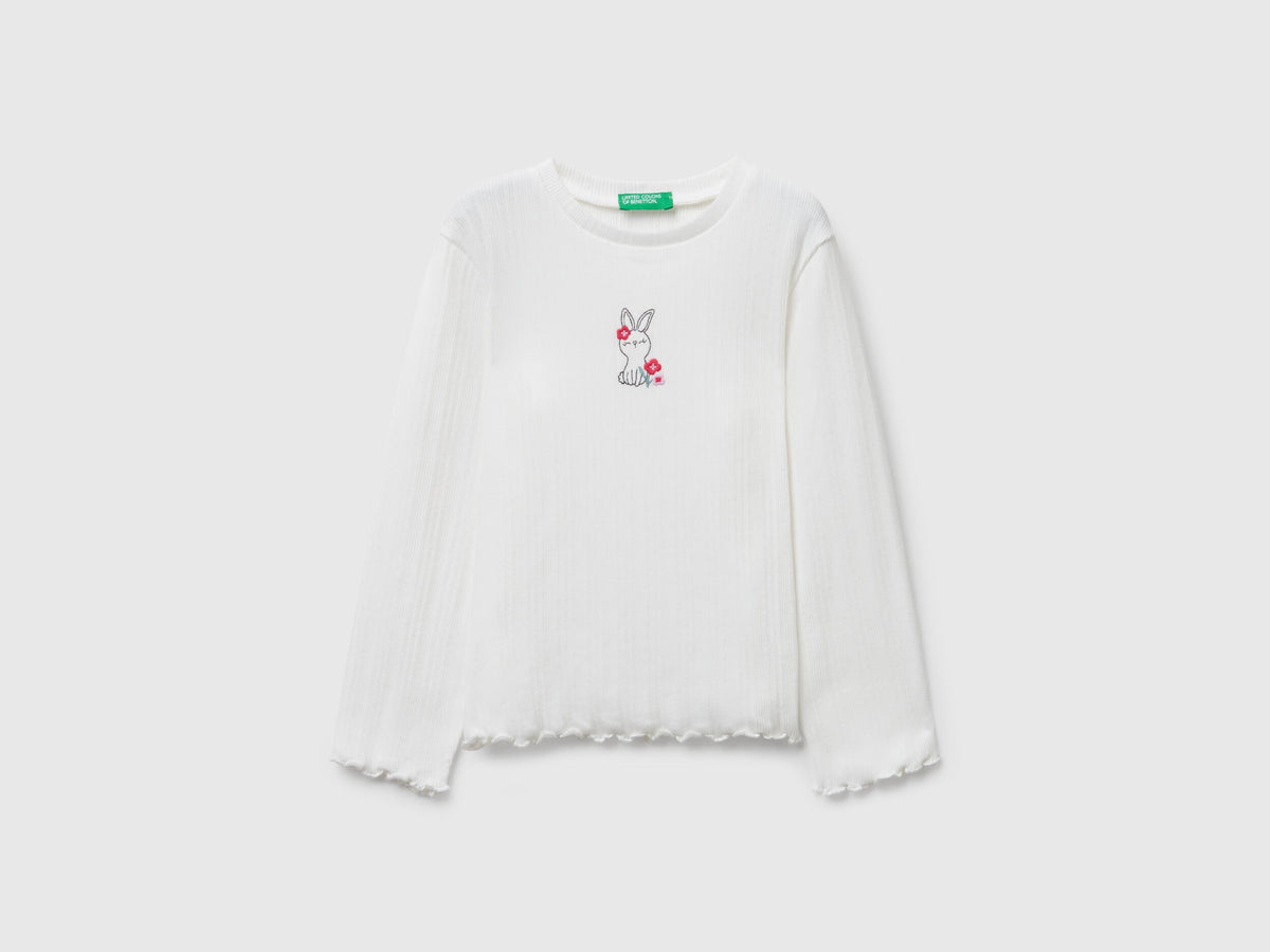 Benetton_Creamy White_T-Shirt with Embroidery_3KIEG10KK_074_01