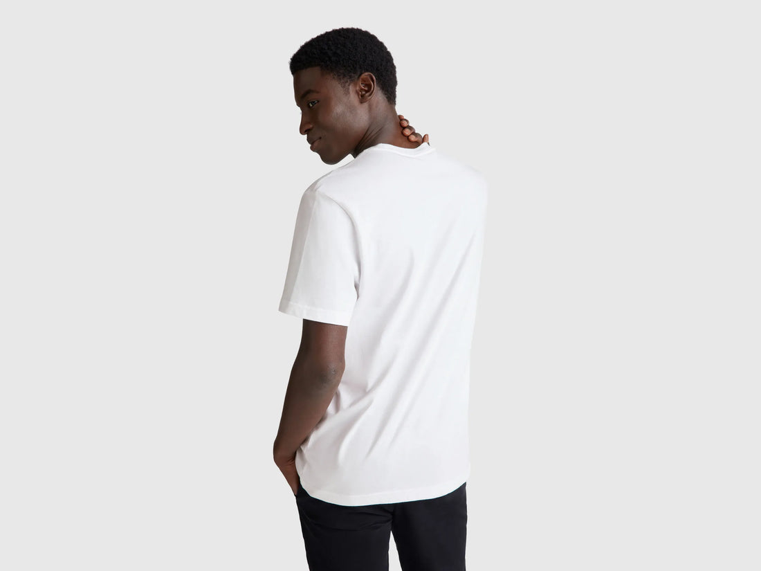 Benetton White Men Basic Cotton T-Shirt SKU: 3MI5J1AF7_101 Image 02