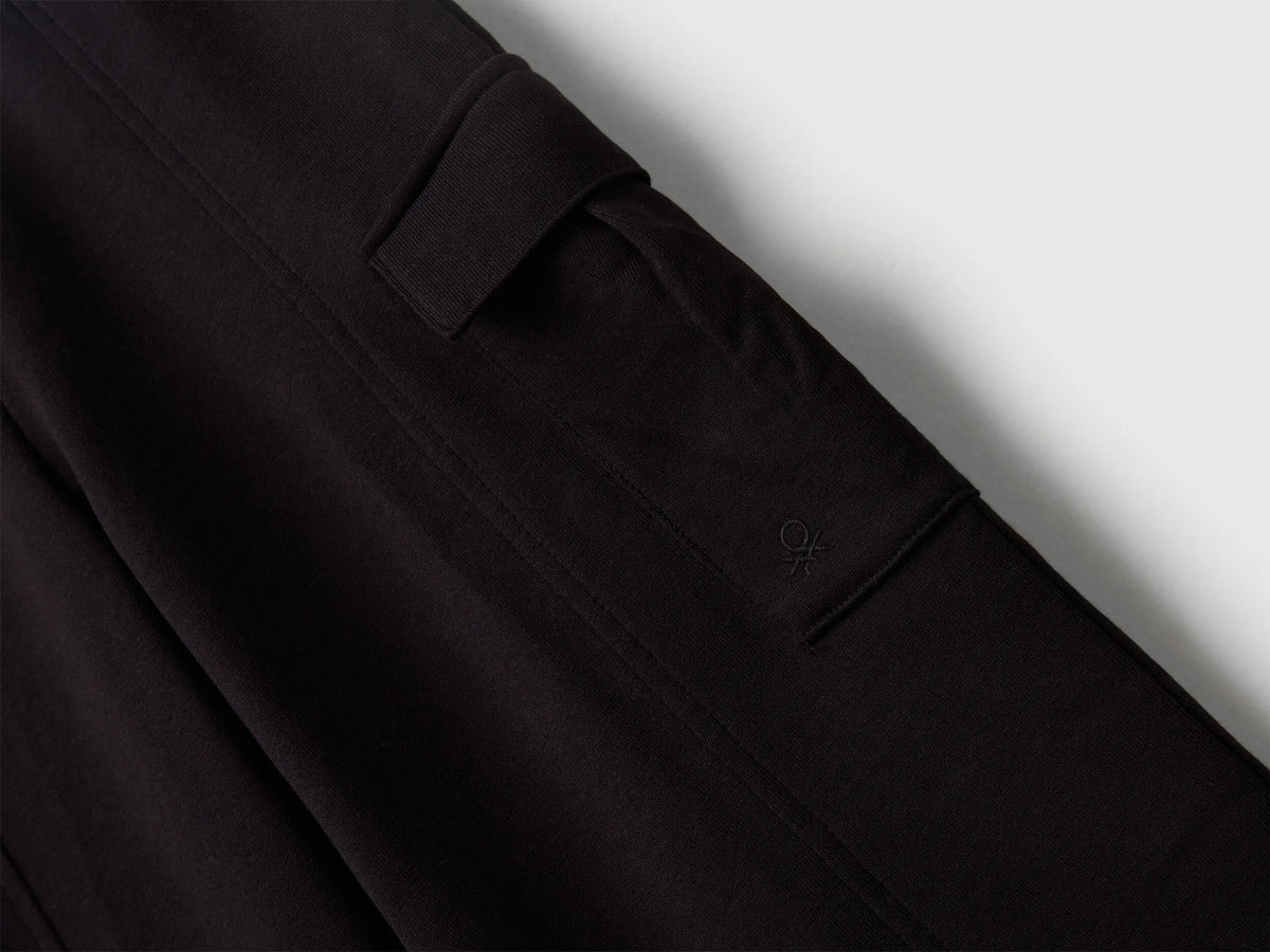 Benetton_Black_Wide Fit Cargo Trousers_3NBMCF06O_100_03
