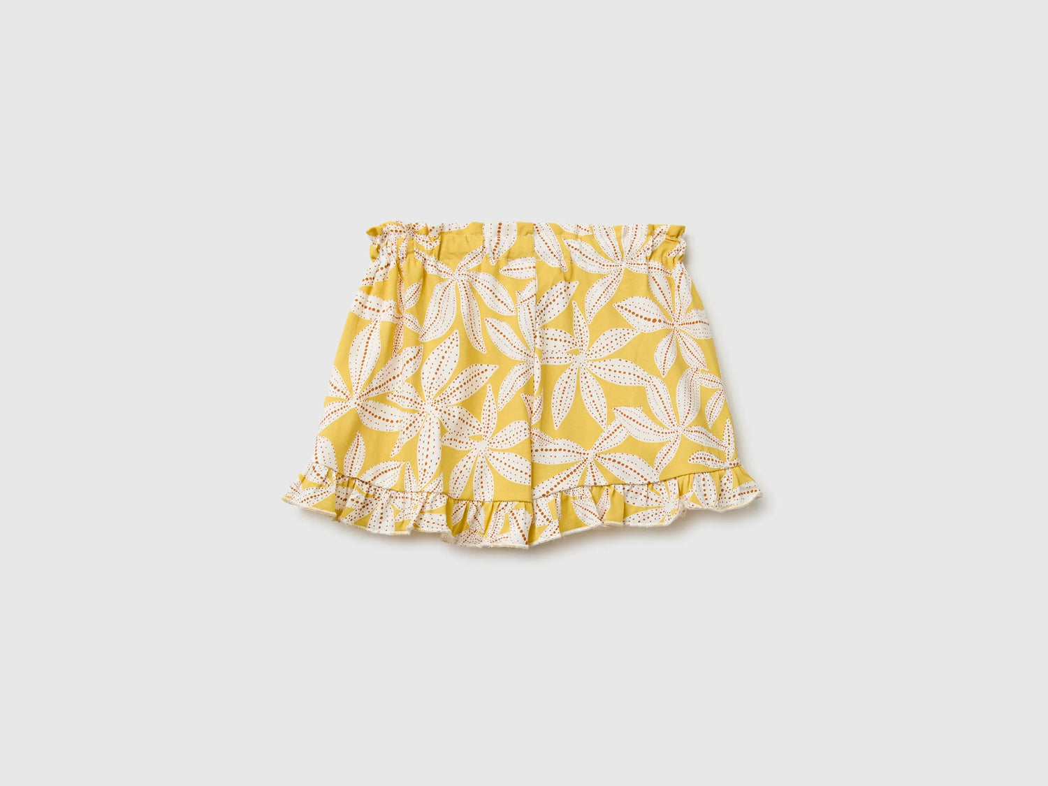 Benetton Multi-Color Girls Printed Shorts with Ruffles SKU: 3P0UG9029_73K Image 02