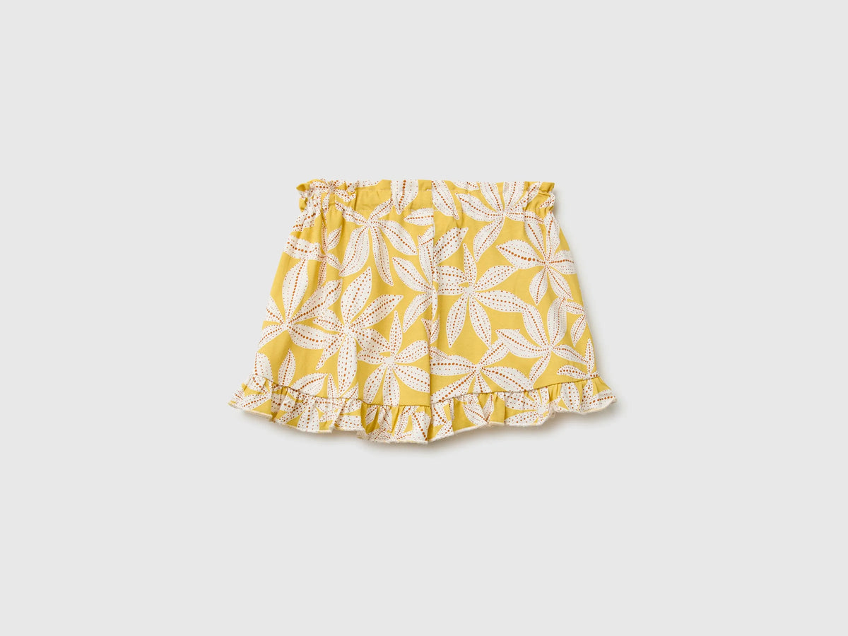 Benetton Multi-Color Girls Printed Shorts with Ruffles SKU: 3P0UG9029_73K Image 02