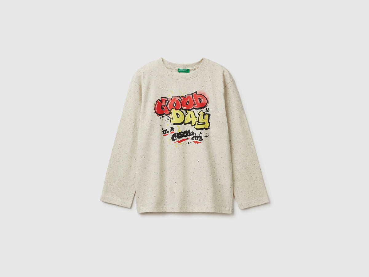 Benetton_White_T-Shirt with Graffiti Print_3U5YC10R6_901_01