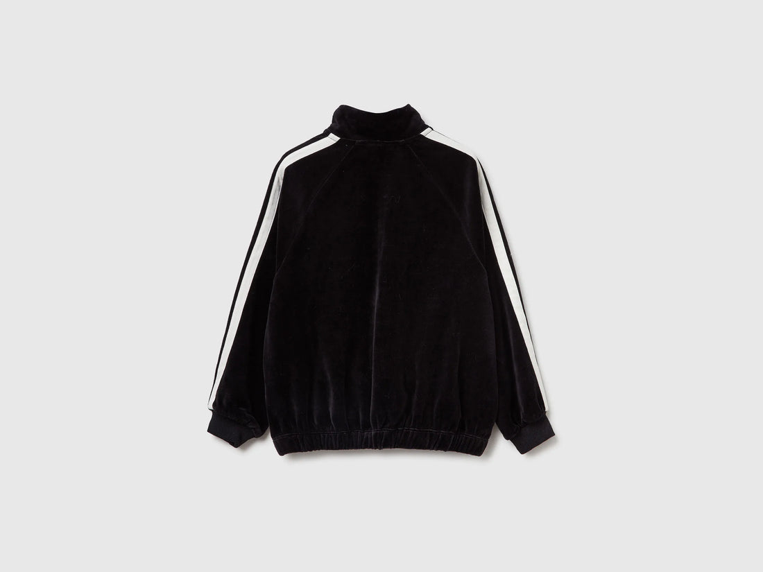 Benetton_Black_Sweatshirt in Chenille with High Neck_3UAPC505Q_100_02