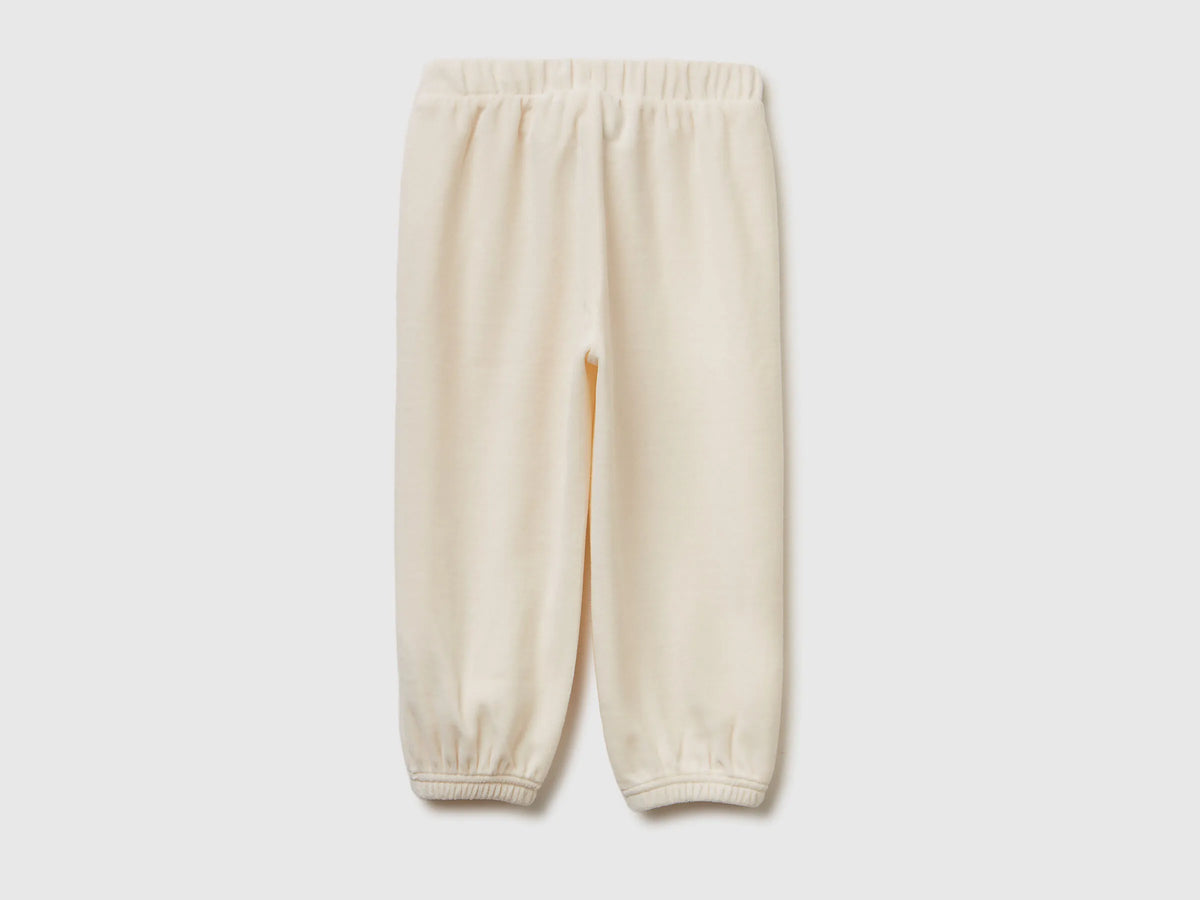 Benetton_Creamy White_Chenille Trousers_3UAPGF058_0R2_02