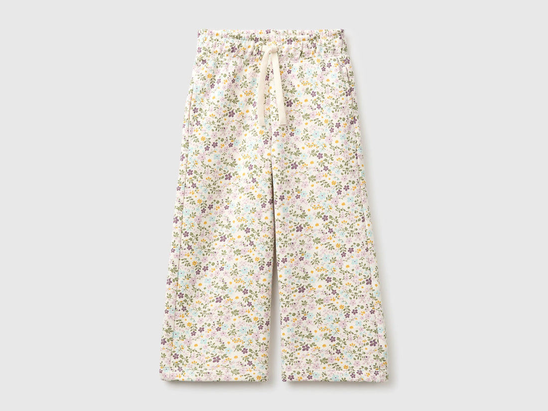 Benetton Creamy White Girls Wide-Leg Trousers in Printed Sweatshirt SKU: 3UHCGF05R_901 Image 01