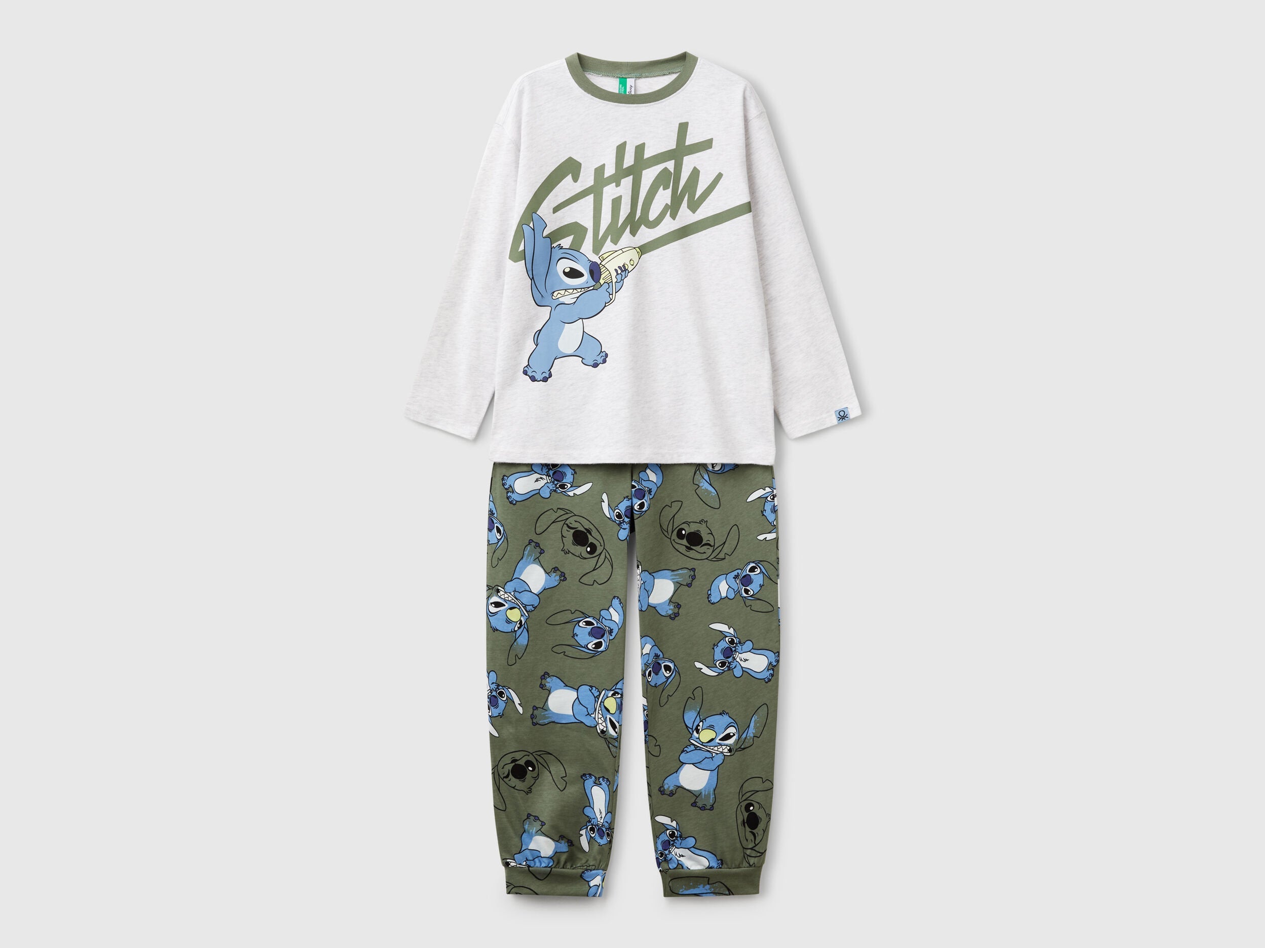 Benetton_Lilo &amp; Stitch ©Disney Warm Pyjamas_3VR50P08G_506_01