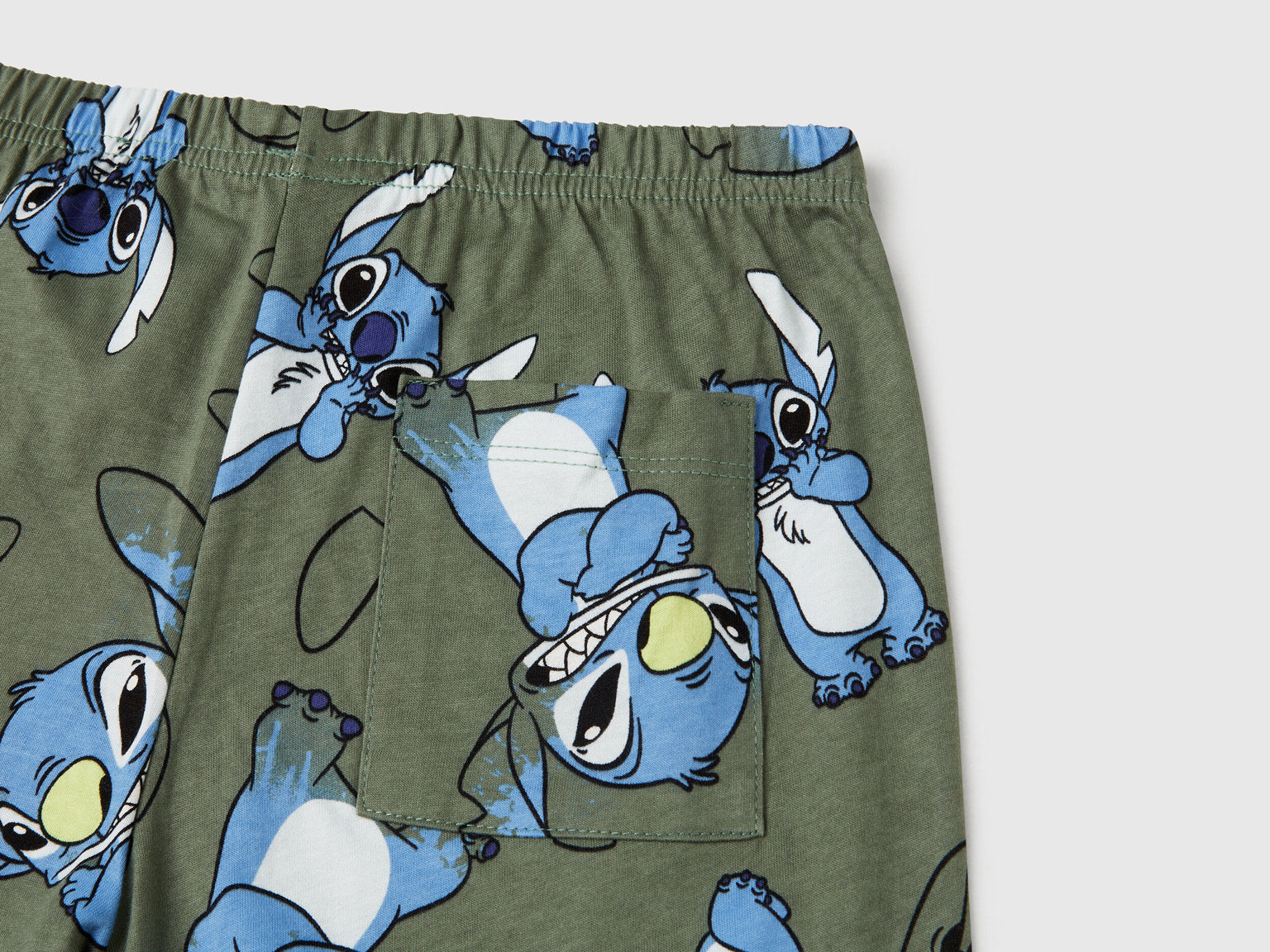 Benetton_Lilo &amp; Stitch ©Disney Warm Pyjamas_3VR50P08G_506_03