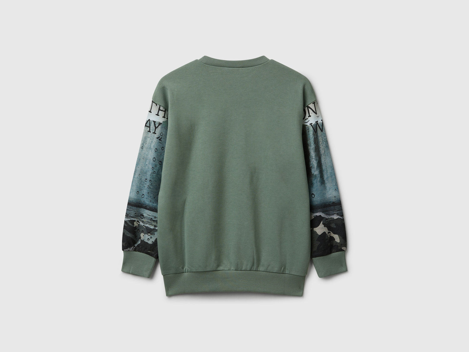 Benetton_Gray_Sweatshirt with Print_3WECC10PR_902_02