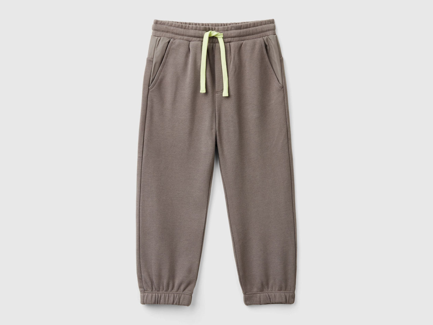 Sweatpants_3WNCGF046_00W_01