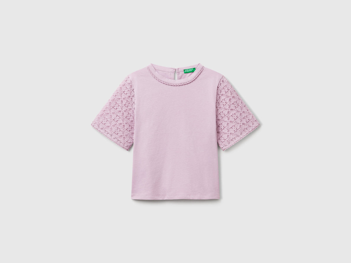 Benetton_T-Shirt with Lace Sleeve_3WYWC10O6_902_01