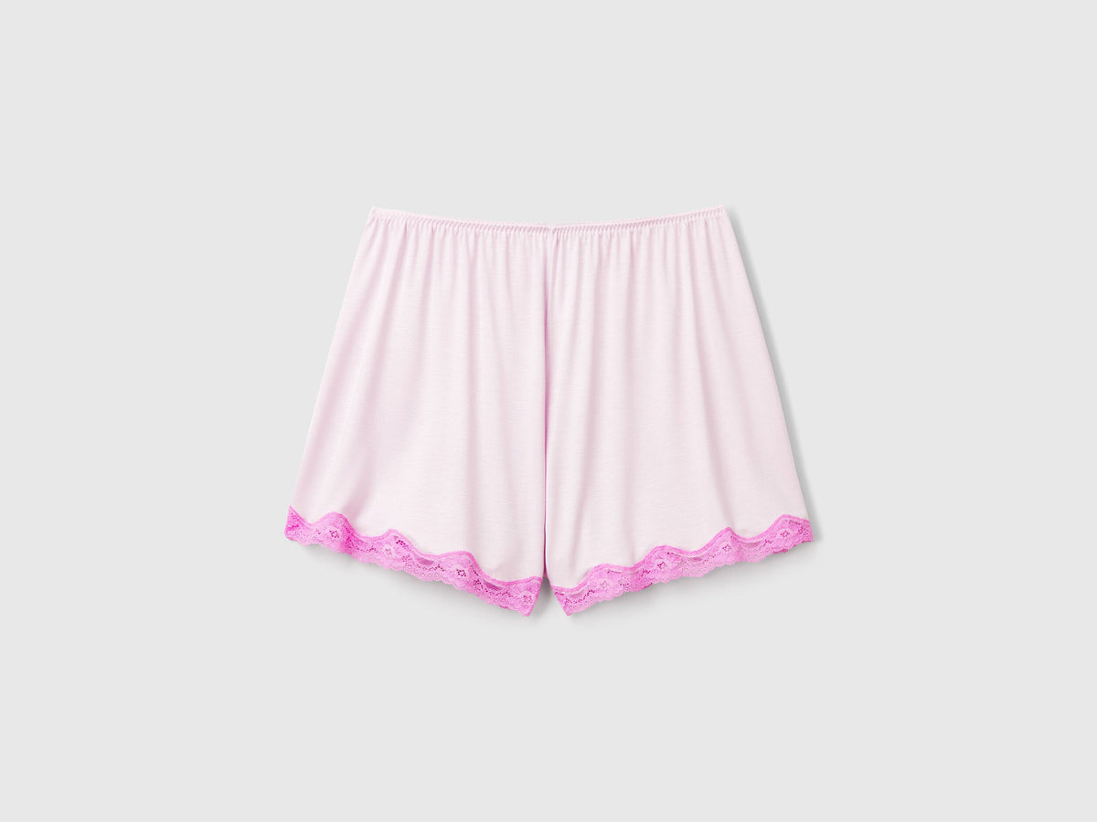 Benetton_Flowy Shorts with Lace_3Z123900V_24Z_04