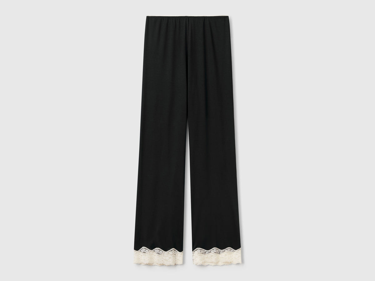 Benetton_Flowy Trousers with Lace Details_3Z123F04A_100_04
