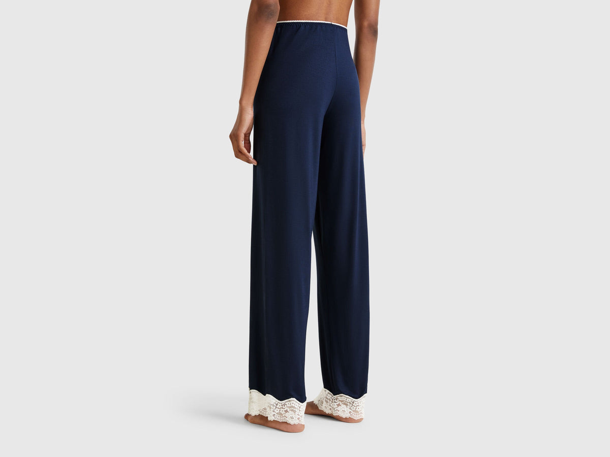 Benetton_Flowy Trousers with Lace_3Z123F04A_13C_03