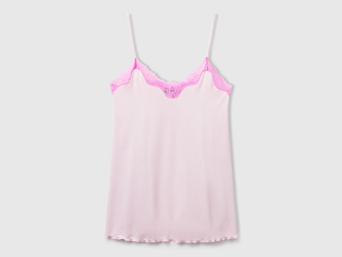 Benetton_Tank Top with Lace Edge_3Z123H00J_24Z_04