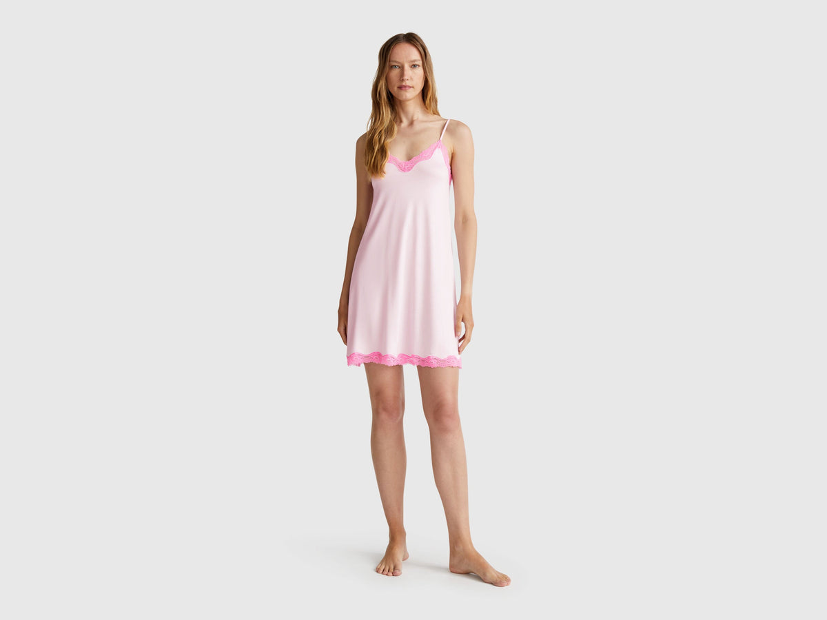 Benetton_Nightshirt with Lace Details_3Z123V00I_24Z_01