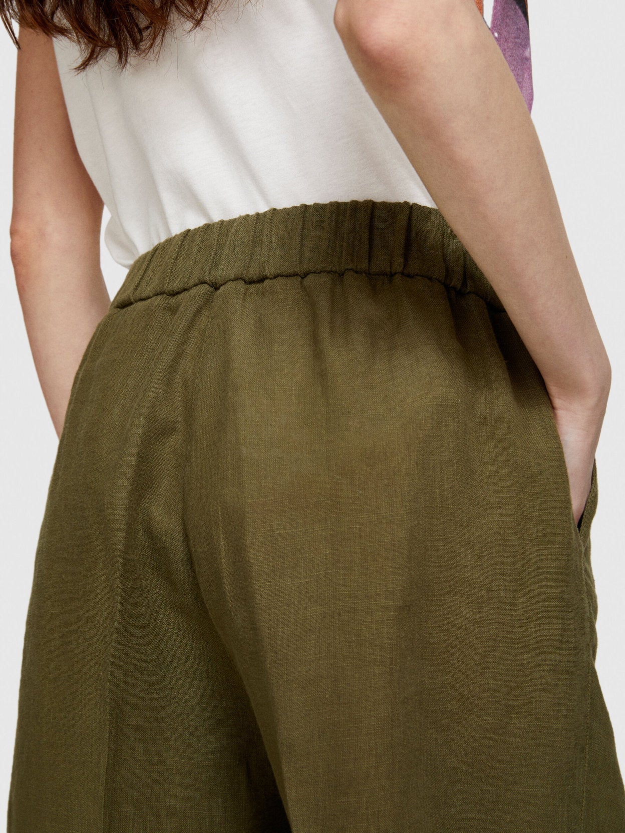 100% Linen Bermudas_41I4L901F_35A_05