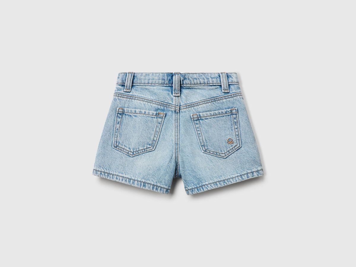Benetton_Shorts with MacramŽ Flowers_42MHG902W_901_02