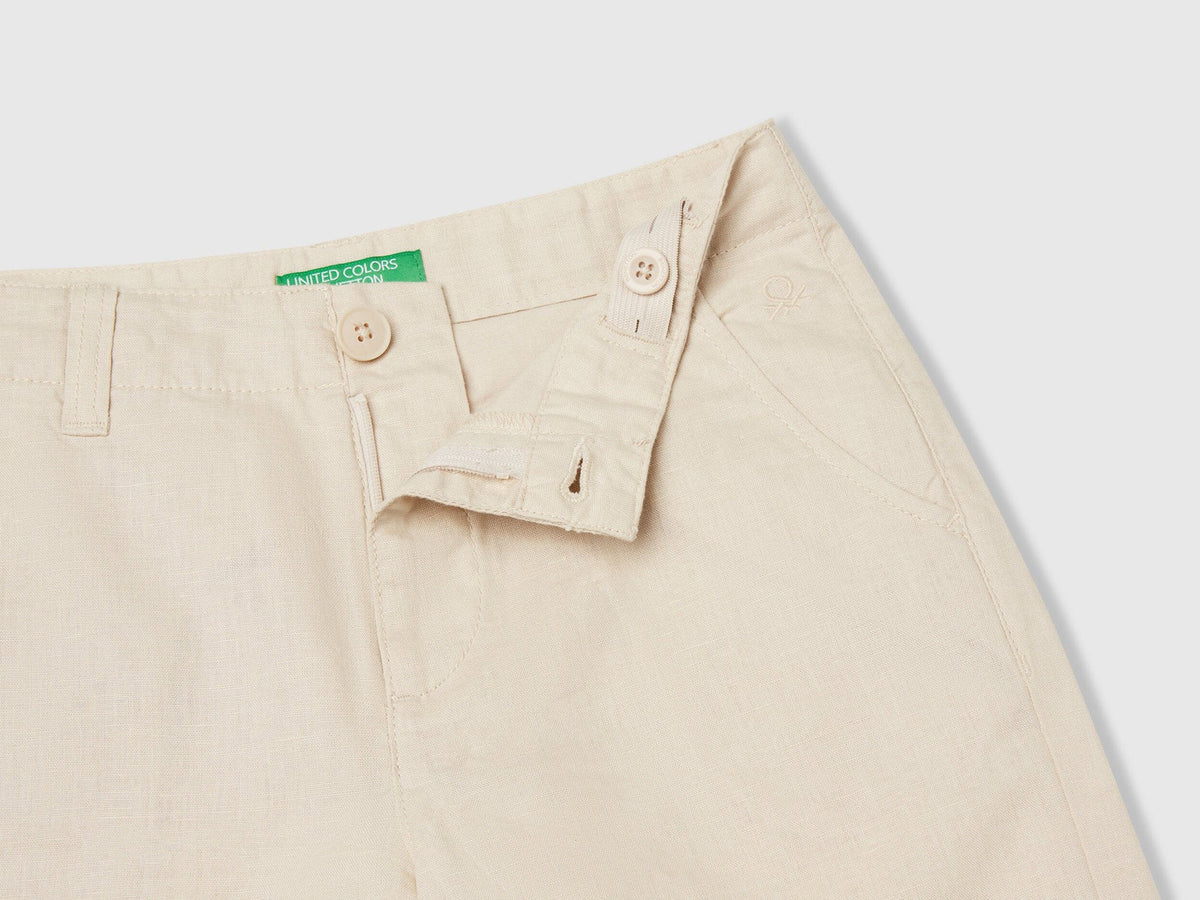 Benetton_Chino Bermudas in Pure Linen_43WBC901E_152_03