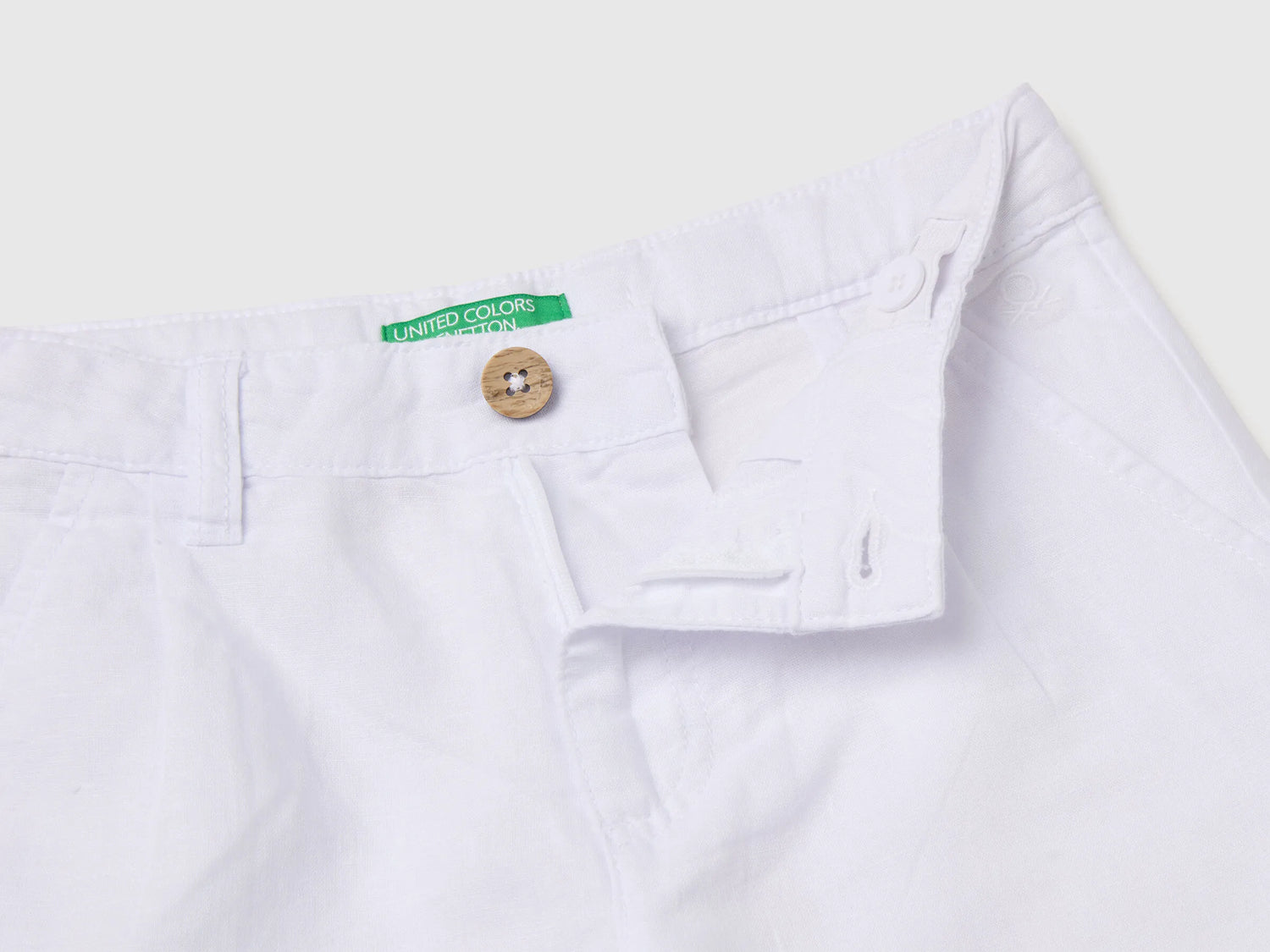 Benetton White Boys Linen Blend Shorts SKU: 43WBC904I_101 Image 03