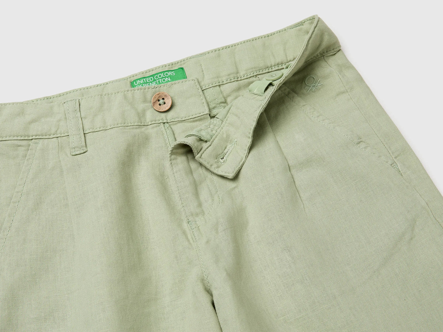 Benetton Light Green Boys Linen Blend Shorts SKU: 43WBC904I_218 Image 03
