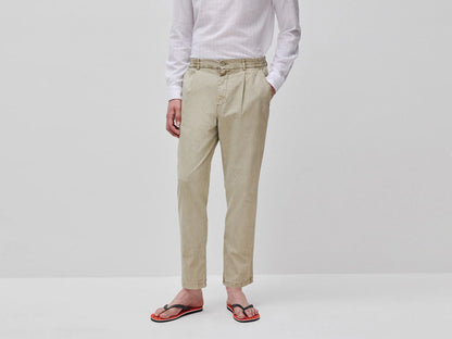 Benetton Light green Men Carrot-Fit Chinos SKU: 44L0UF068_6W9 Image 02
