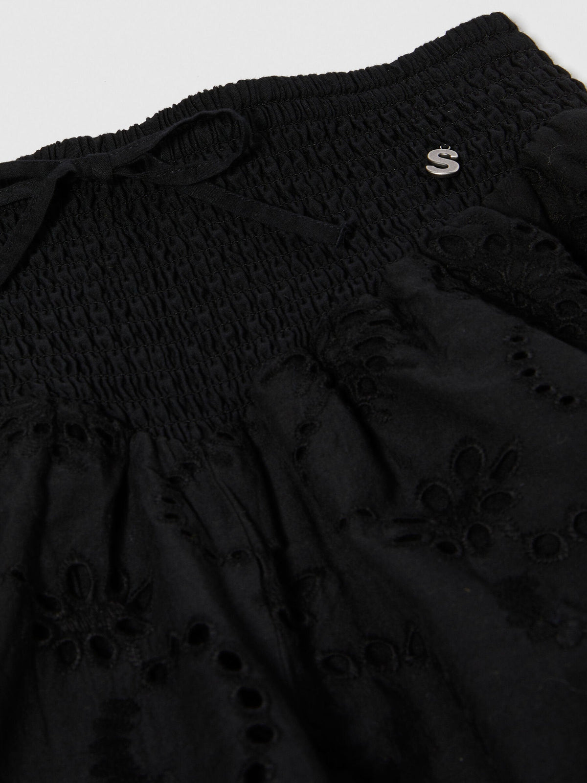 Embroidered Shorts_44ZKY900R_100_02