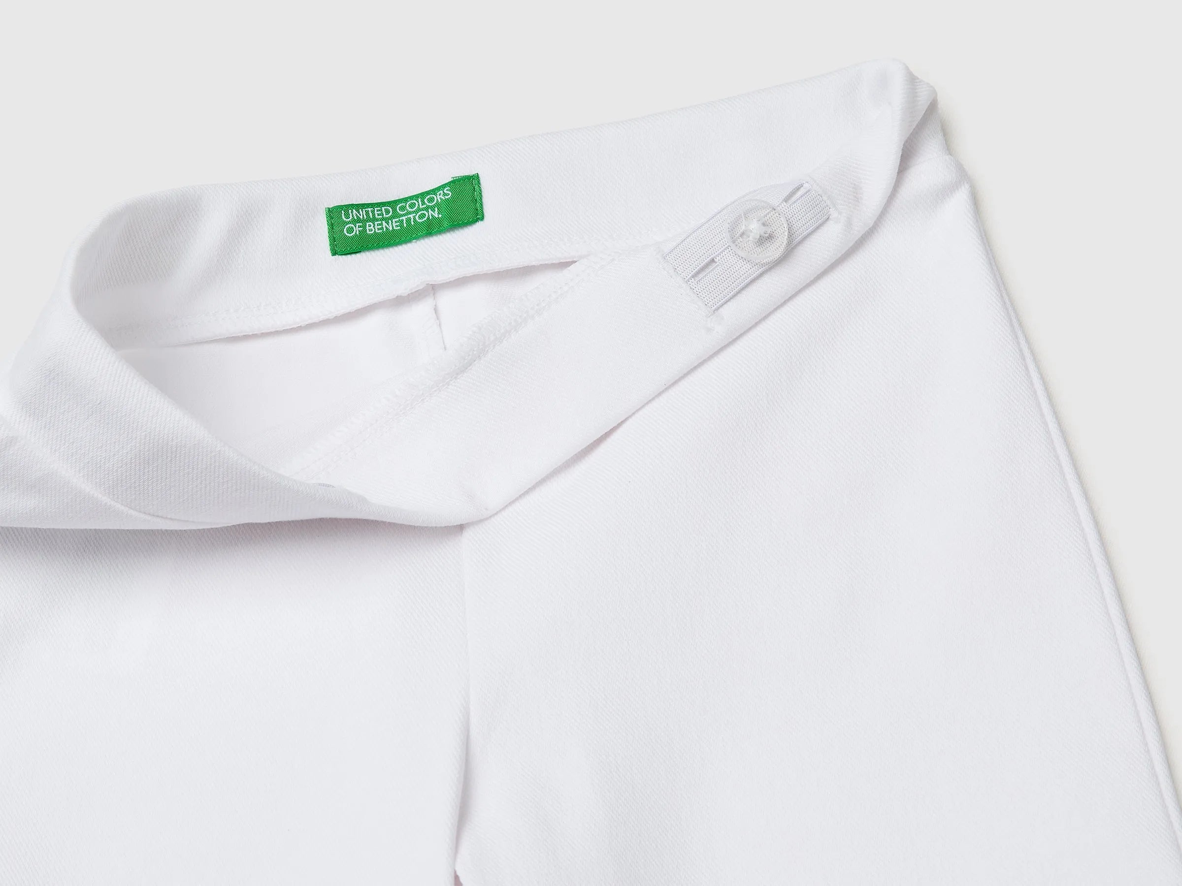 Benetton White Girls Trousers with Straight Leg SKU: 46D6GF02M_101 Image 03