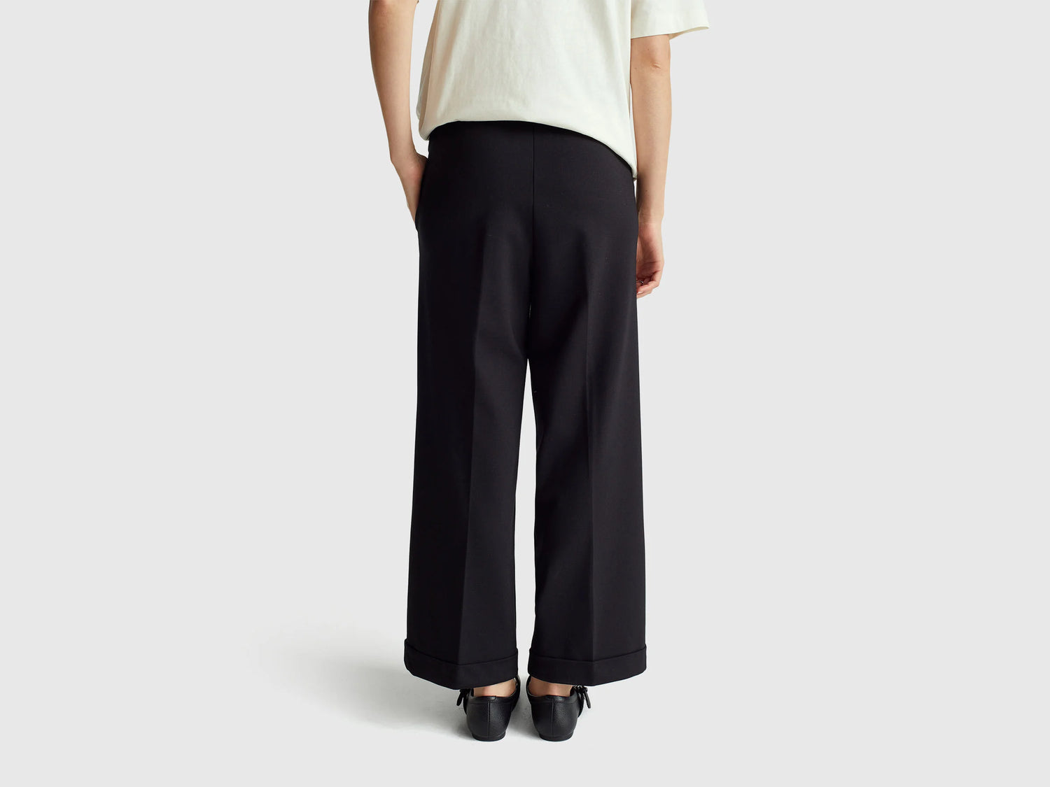 Benetton_Black_Trousers with Elastic Waist_47CKDF09Y_100_03