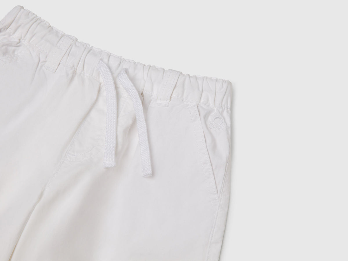 Benetton_100% Cotton Shorts with Drawstring_4AC7G902O_101_03