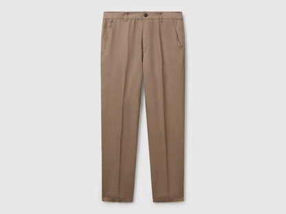 Benetton Brown Men Chinos in Pure Linen SKU: 4AGH55HW8_04B Image 01